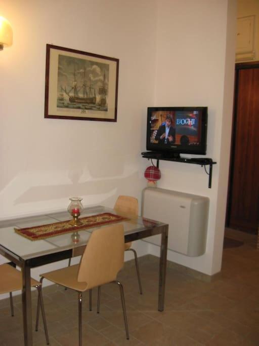 Vivilo Collection - Opera Teather Apartment - Very Central Ρώμη Εξωτερικό φωτογραφία