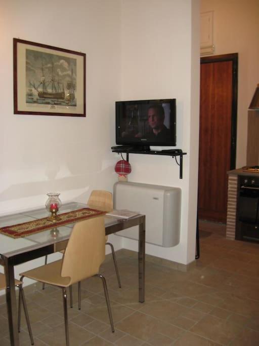 Vivilo Collection - Opera Teather Apartment - Very Central Ρώμη Εξωτερικό φωτογραφία